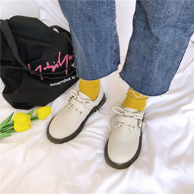 Alkalmi cipő csattal és fűzővel, két színben