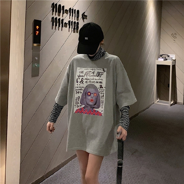 Modern női póló rátéttel, két színben