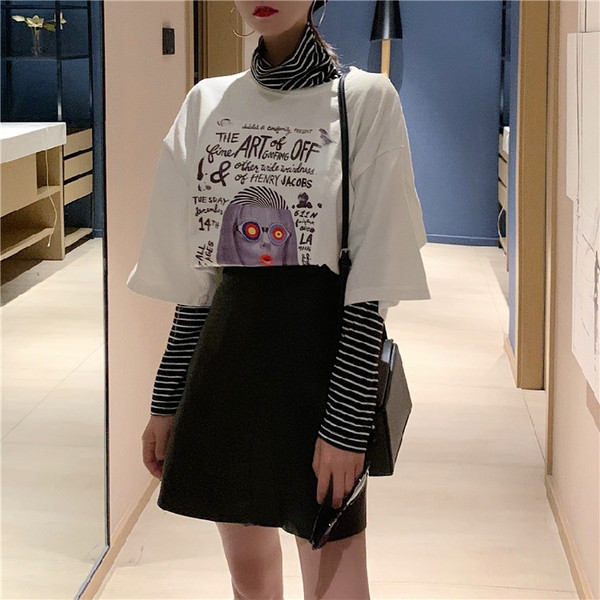 Modern női póló rátéttel, két színben