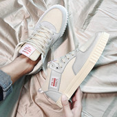 Új férfi sport- és alkalmi tornacipő három színben felirattal