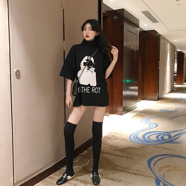 Stílusos női póló magas gallérral, három színben