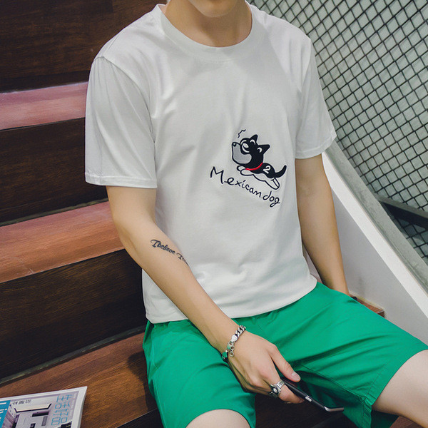 Férfi póló, rövid ujjú, négy színben nyomott mintával