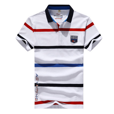 Férfi pólómodell Slim rövid ujjú gallérral, két színben