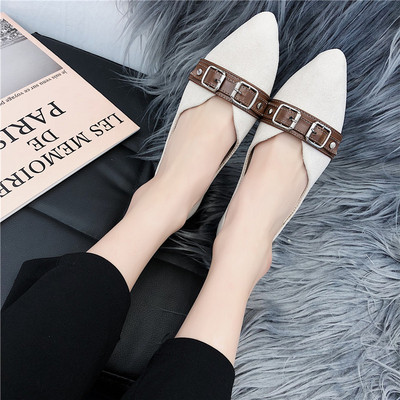 Tavaszi női cipőhegyes modell két színben