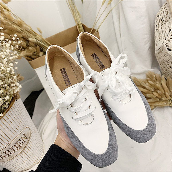 Női alkalmi cipő fűzővel, két színben