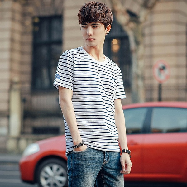 Modern férfi csíkos póló rövid ujjal, három színben