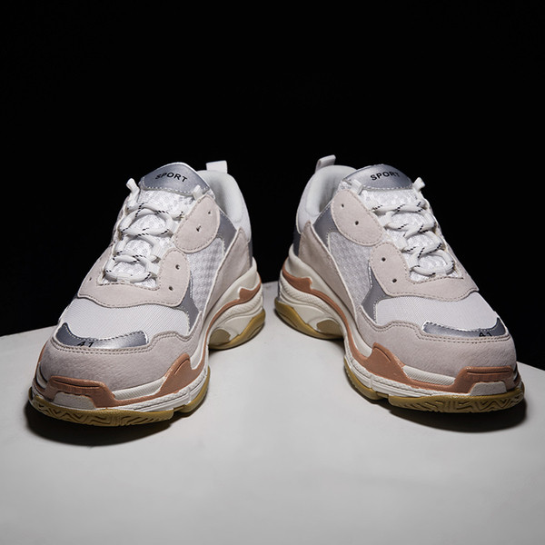 Férfi tornacipő magas talppal, három színben felirattal