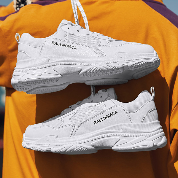 Férfi tornacipő magas talppal, három színben felirattal