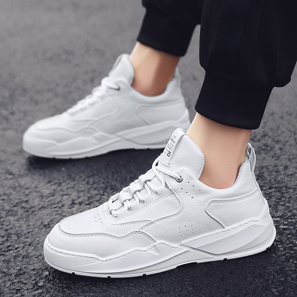 Sima férfi tornacipő modell fehér, barna és fekete színben