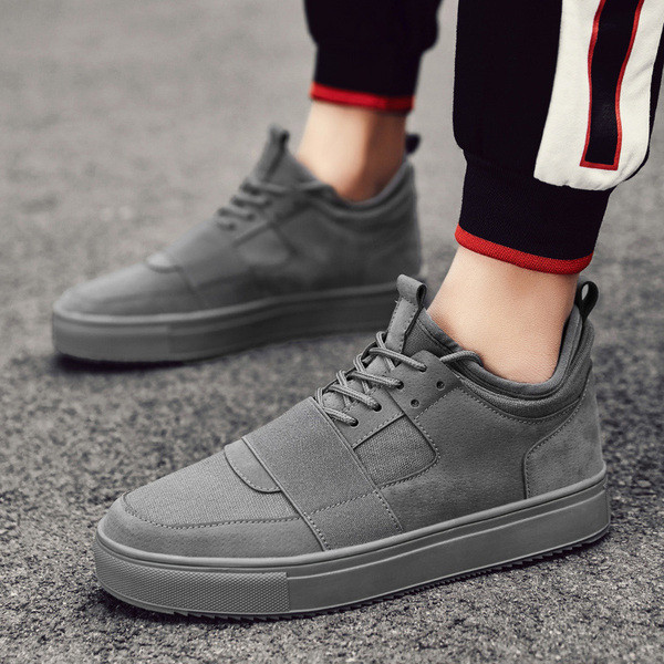 Új alkalmi férfi tornacipő sima modell három színben