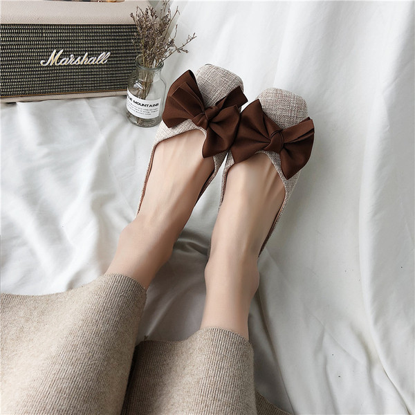 HIT modern női cipő szalaggal, két színben