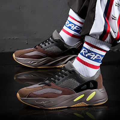 Sport-alkalmi kényelmes tornacipő három színben