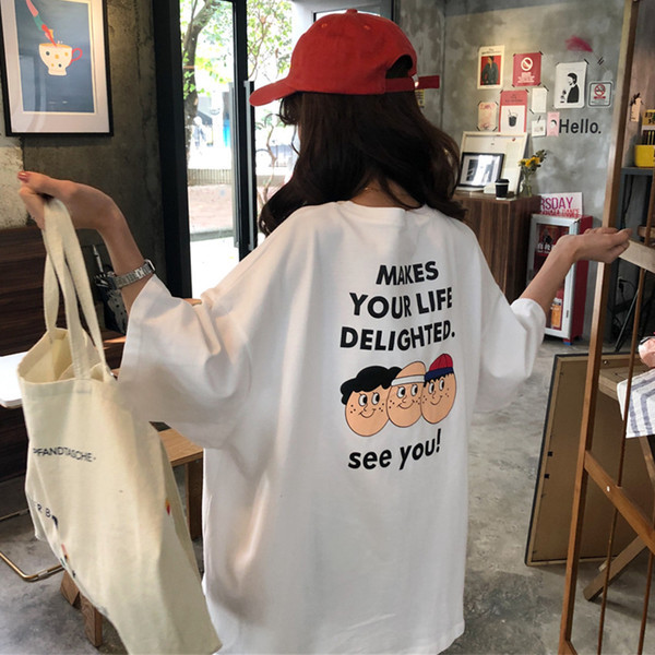 Γυναικεία μπλούζα με επιγραφή στην πλάτη