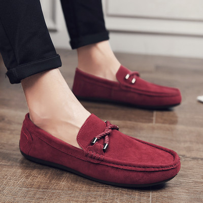 Új tavaszi kényelmes cipő szürke, fekete és piros színben