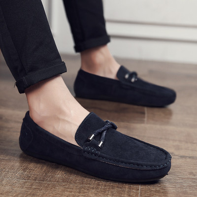 Új tavaszi kényelmes cipő szürke, fekete és piros színben