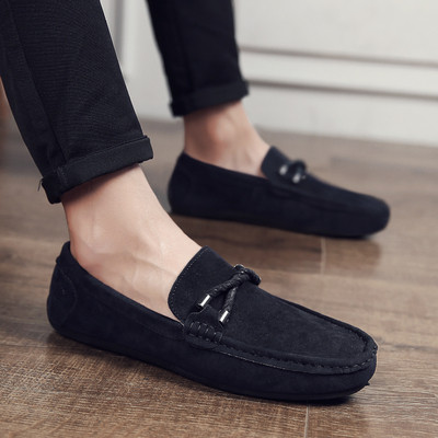 Új tavaszi kényelmes cipő szürke, fekete és piros színben