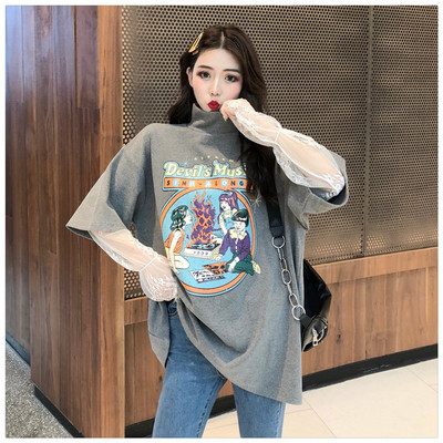 Modern női póló magas gallérral és rátéttel