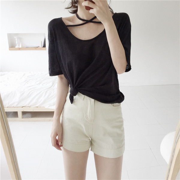 Γυναικεία μπλούζα με σταυρωτά κορδόνια σε μαύρο χρώμα