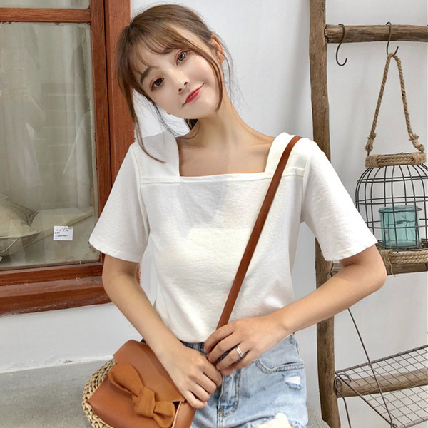 Modern női póló rövid ujjú fekete-fehér színben