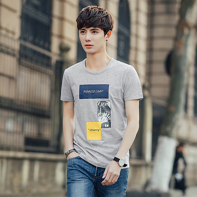 Καθημερινή μπλούζα με εφαρμογές και επιγραφές σε πέντε χρώματα