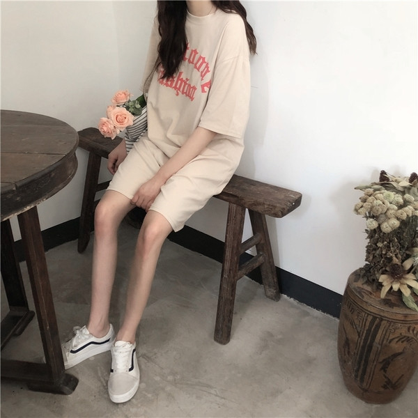 Καθημερινή μακρύ γυναικείο μπλουζάκι σε δύο χρώματα