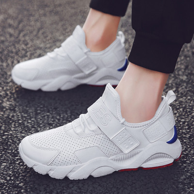 Repülő férfi tornacipő új modellje matricákkal és nyakkendőkkel több színben