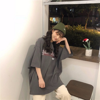 Tricou larg de dama modern cu inscriptie in doua culori