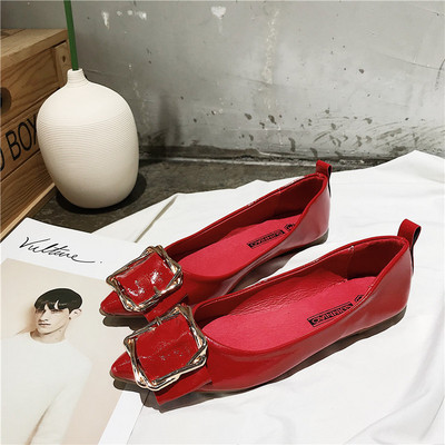 Női alkalmi cipő csatos díszítéssel négy színben