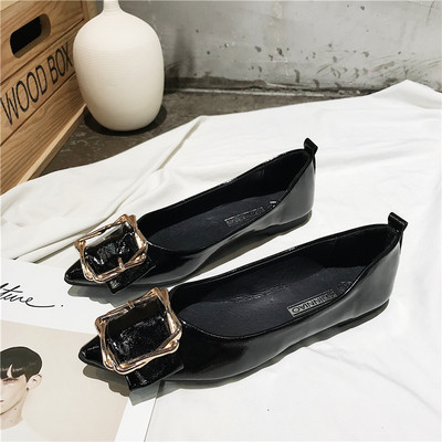 Női alkalmi cipő csatos díszítéssel négy színben