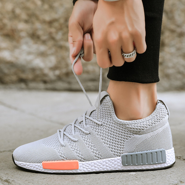 Lezser, légáteresztő férfi tornacipő szürke és fekete színben