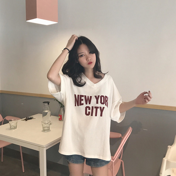 Jelenlegi női póló széles modell felirattal