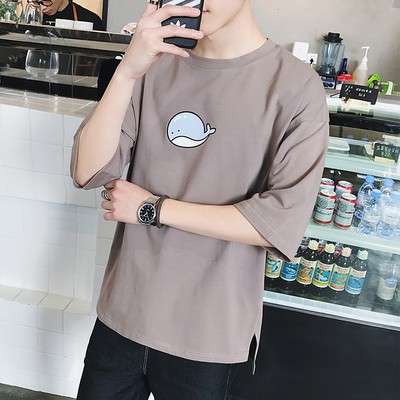 Tricou casual barbatesc cu maneci 3/4 si aplicatie in patru culori