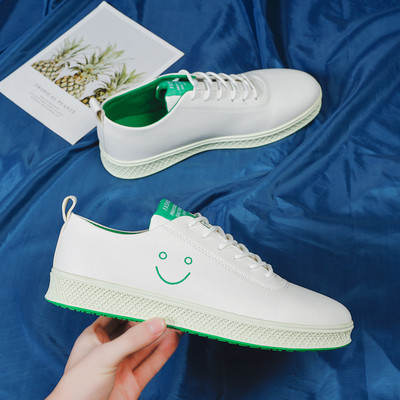 Νέα ανδρικά πάνινα παπούτσια με κορδόνια και εφαρμογή