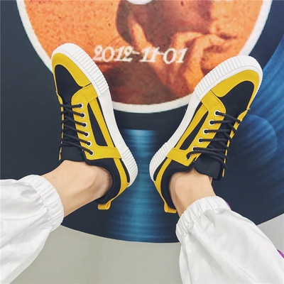 Alkalmi férfi cipő lapos talppal, két színben