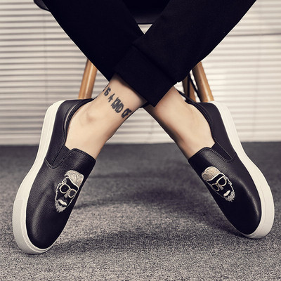 Modern férfi cipő két színben, rátéttel