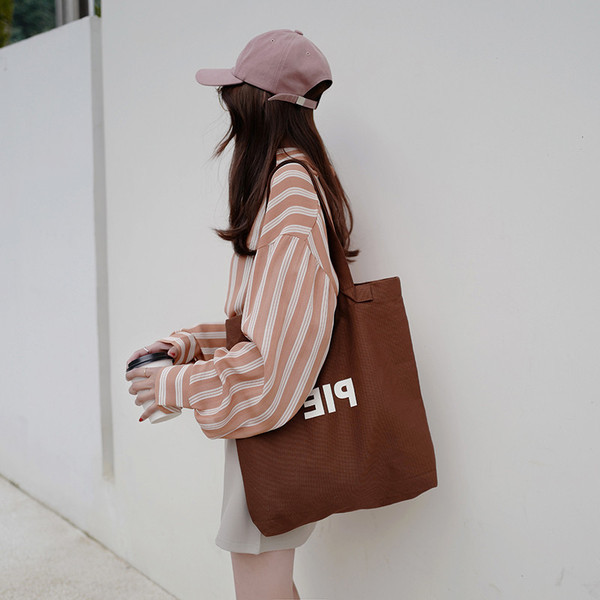 Cămașă în dungi pentru gravide în negru și roz