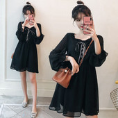 Alkalmi ruha terhes nőknek fekete nyakkendővel