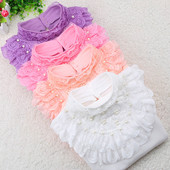 Stílusos gyerekblúz lányoknak csipkével és gyöngyökkel