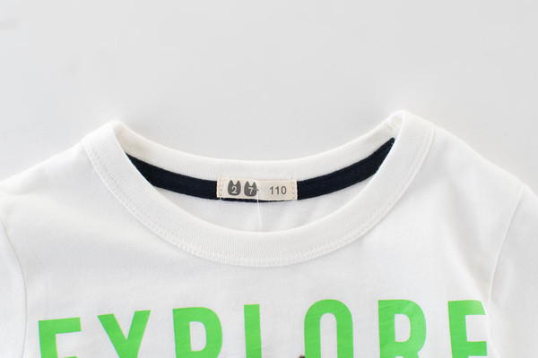 Gyerek póló fiúknak rátéttel - két modell