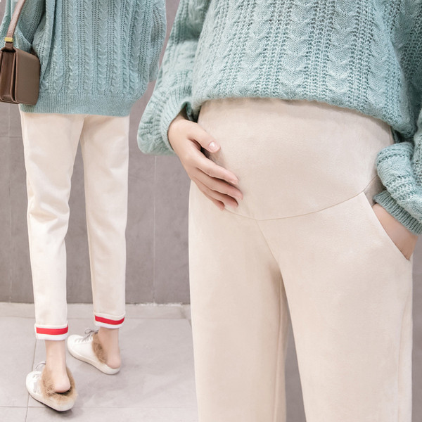 Ежедневен панталон за бременни жени в черен и бял цвят