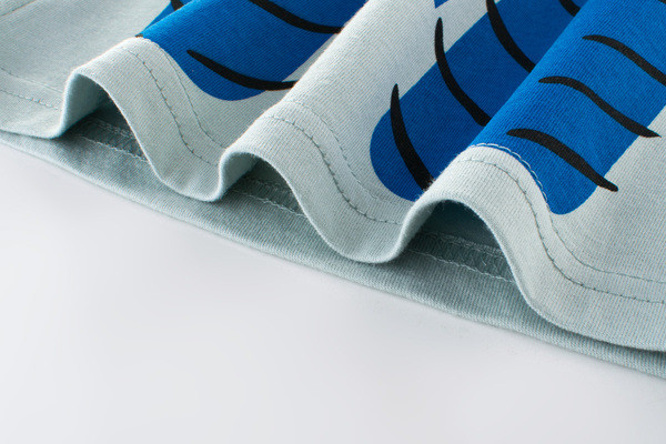 Παιδικό  μπλουζάκι για αγόρια με  εφαρμογές