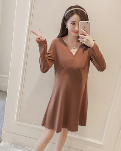 Alkalmi ruha terhes nőknek V-nyakú, hosszú ujjú több színben