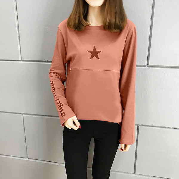 Καθημερινή μπλούζα για έγκυες γυναίκες με επιγραφή και εφαρμογή σε διάφορα χρώματα