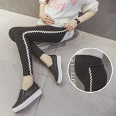 Modern leggings kismamáknak több színben oldalsó szegéllyel