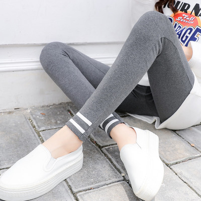 Sport- és hétköznapi leggings terhes nők számára szürke és fekete színben