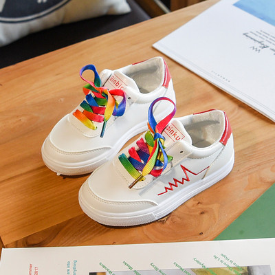 Tenisi copii simpli cu broderie in mai multe culori