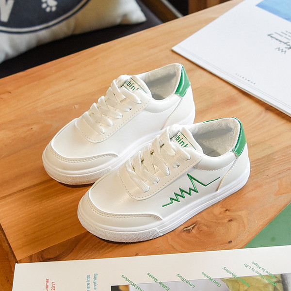 Tenisi copii simpli cu broderie in mai multe culori