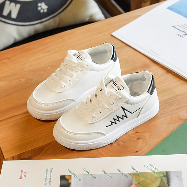 Tenisi copii simpli cu broderie in mai multe culori