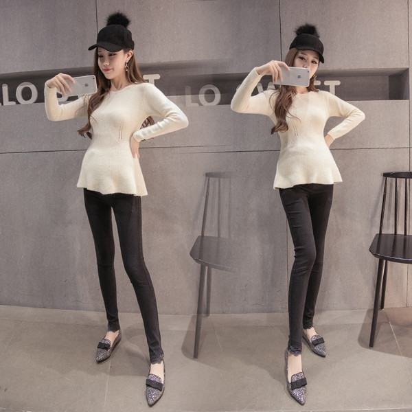 Blugi moderni pentru gravide cu dantela in doua culori