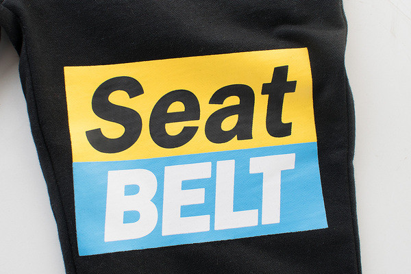 Sport és alkalmi gyerek nadrág fiúknak fekete színben